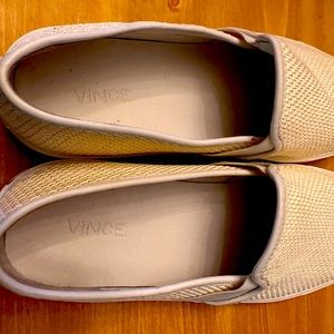 Vince white leather comfort slip-on shoe. Soft foot-bed. Excellent condition